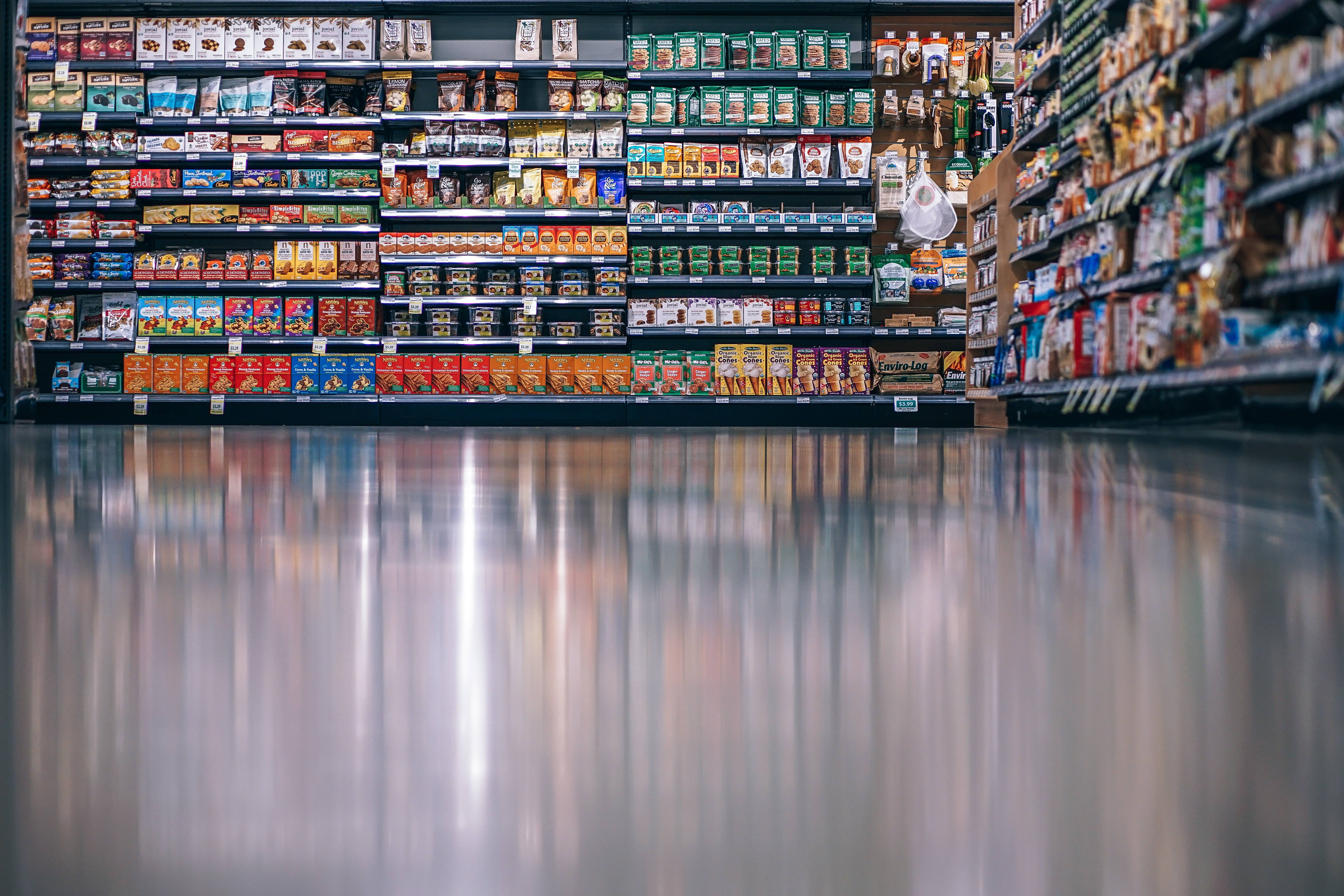 Dirty Shelves At A Grocery Store Are A Huge Turnoff